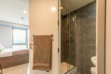 1 bed studio, Castlebank Street, Partick, Glasgow, G116EU - Image 3